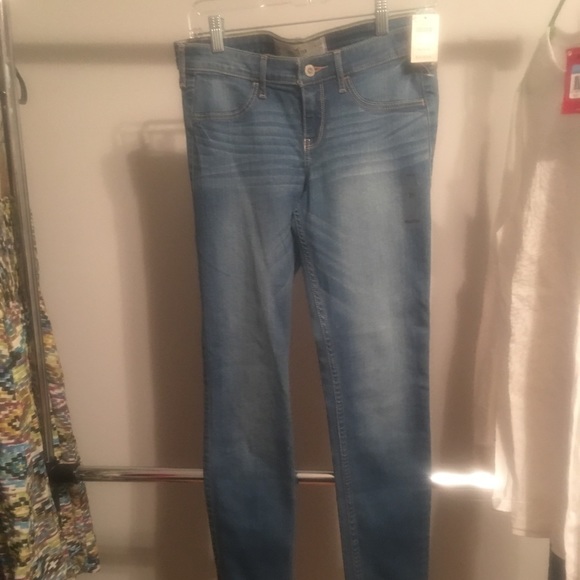 new hollister jeans